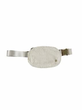 cream color lululemon belt bag Everywhere 1L (Neo Mint) up to 5 of the same colour or 10 of different colours Lululemon City Adventurer Belt Bag